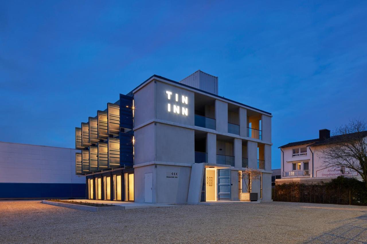 Tin Inn - Erkelenz - Das Hotel Aus Hochwertig Ausgebauten Ueberseecontainern Εξωτερικό φωτογραφία